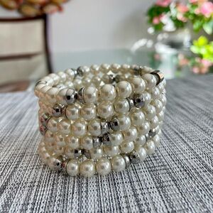PEARL CLUSTER WRAP BRACELET